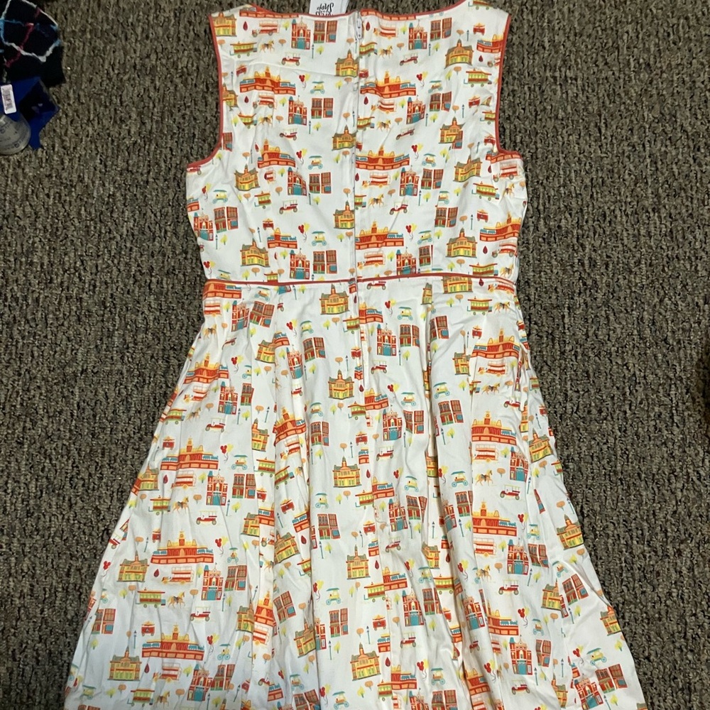 Her Universe Sleeveless Main Stress Dress Medium